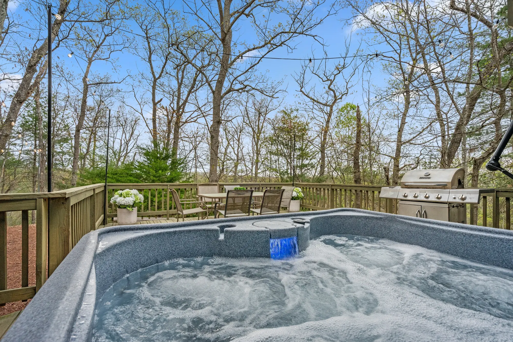 basye-va-modern-hot-tube