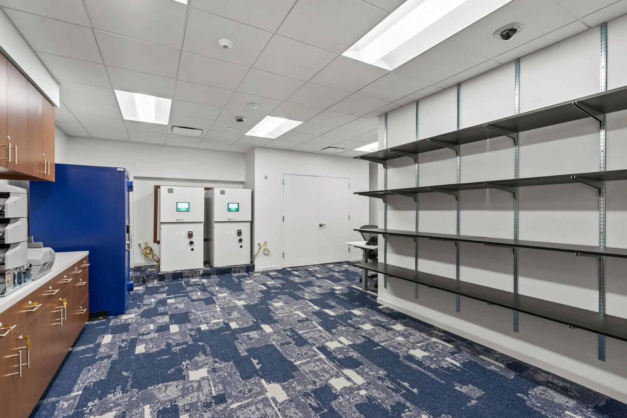 Office design and branding inside Navy Federal commercial branch in DC